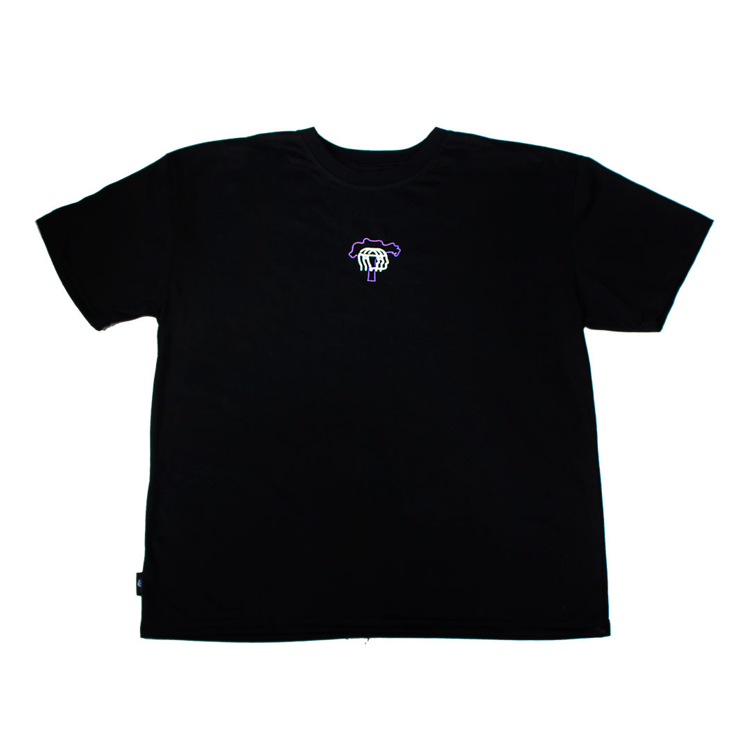 Polera Old Tree X Skatesencia Negra