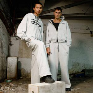Conjunto Buzo Baggy y Zip Hoodie Boxy Fit Gris - Imagen 4